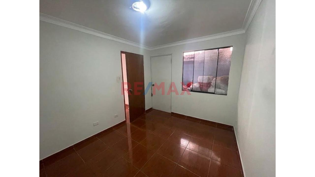 Venta Casa 90 M2 – Estancia De Lurin – Frente A Parque - 3