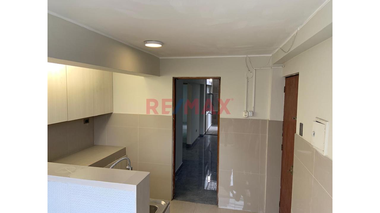 Lince Departamento En Venta 2 Dormitorios Segundo Piso - 21