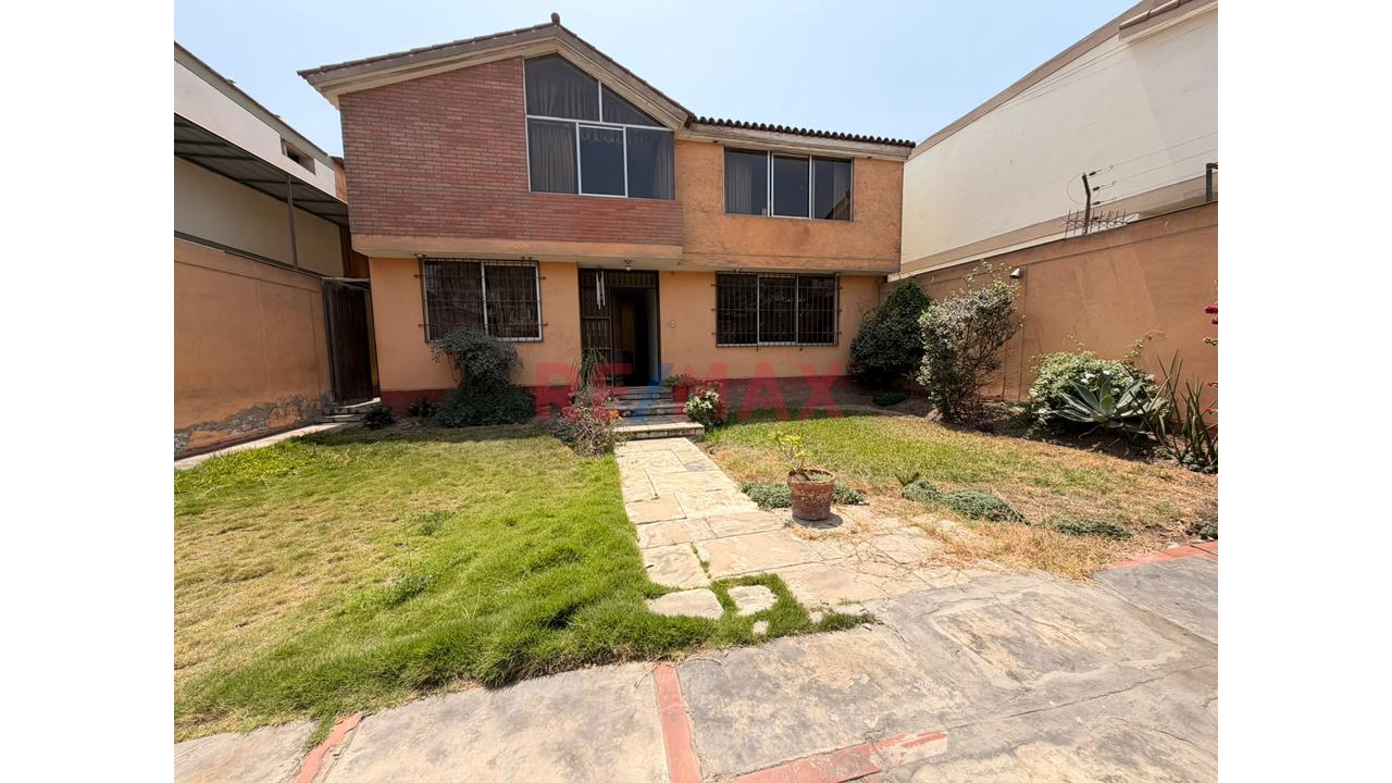 Gran Oportunidad De Inversión! Terreno Ideal Para Proyecto O Comercio (600 M²) - 1