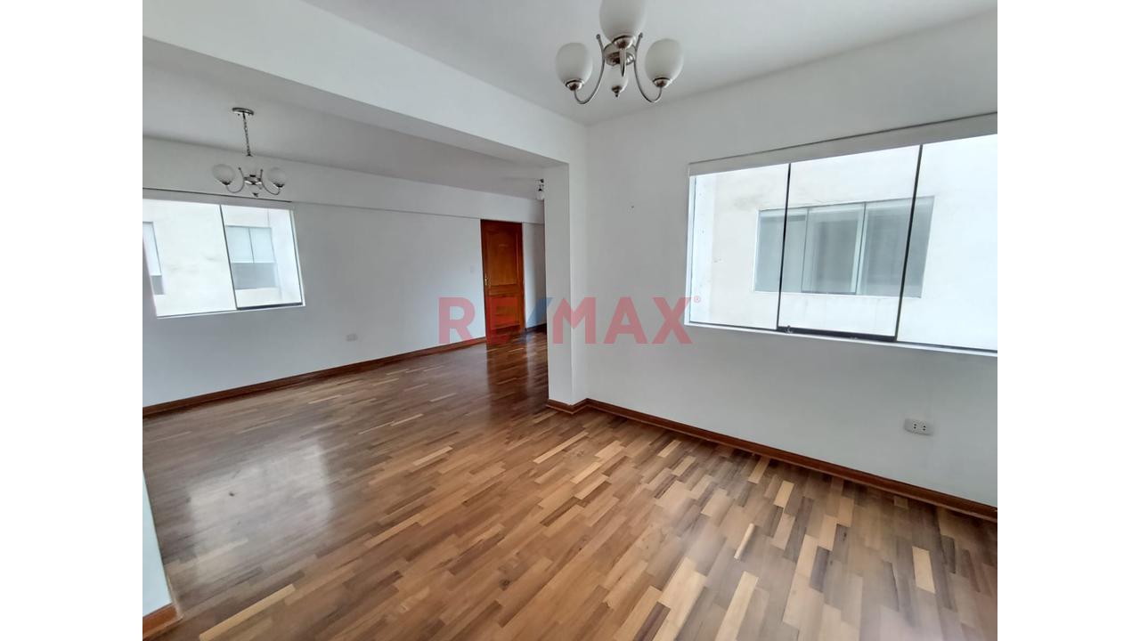 Vendo Hermoso Duplex Con Cochera En San Borja - 4