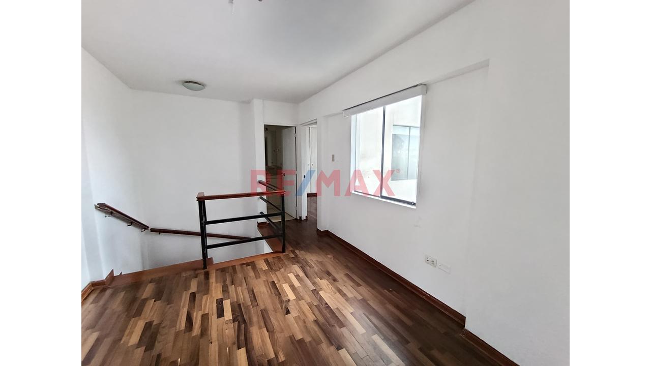 Vendo Hermoso Duplex Con Cochera En San Borja - 13
