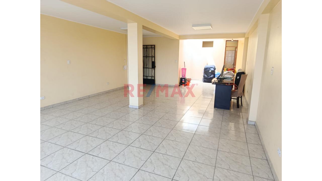 Oficina En Alquiler En El 3Er Piso En Plena Avenida Naranjal - 8