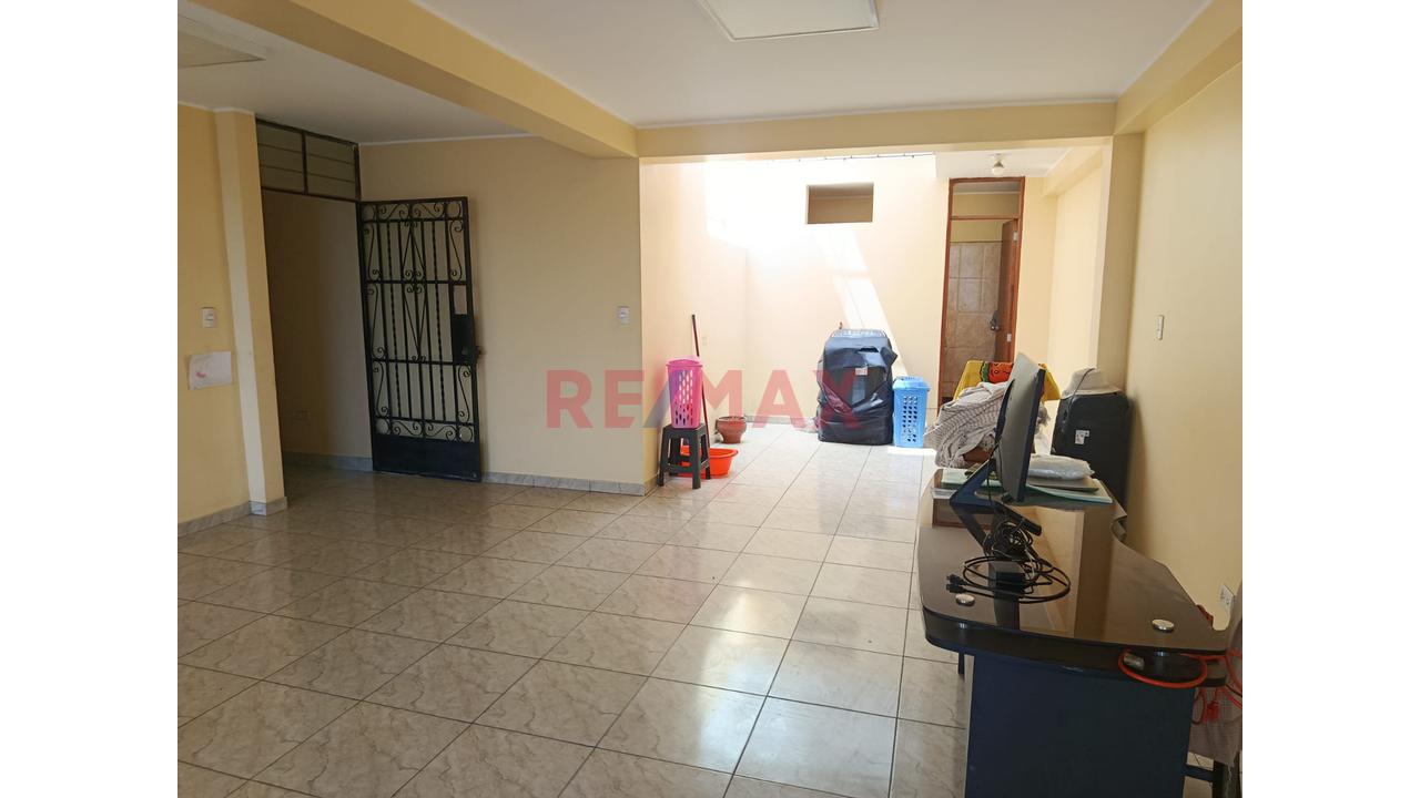 Oficina En Alquiler En El 3Er Piso En Plena Avenida Naranjal - 3