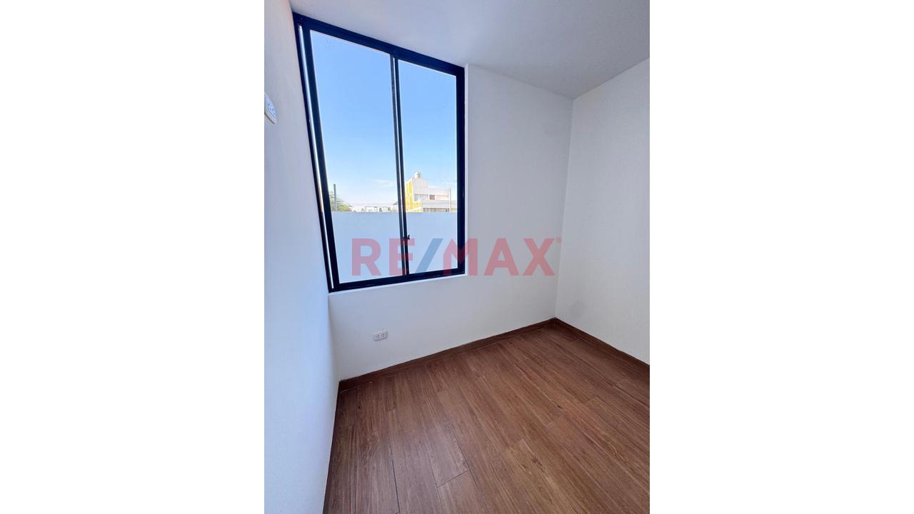 Lindo Y Acogedor Departamento En Alquier ¡A Estrenar ! En Urb.  Los Corales I  Segunda Etapa  (Piso 2) - 4