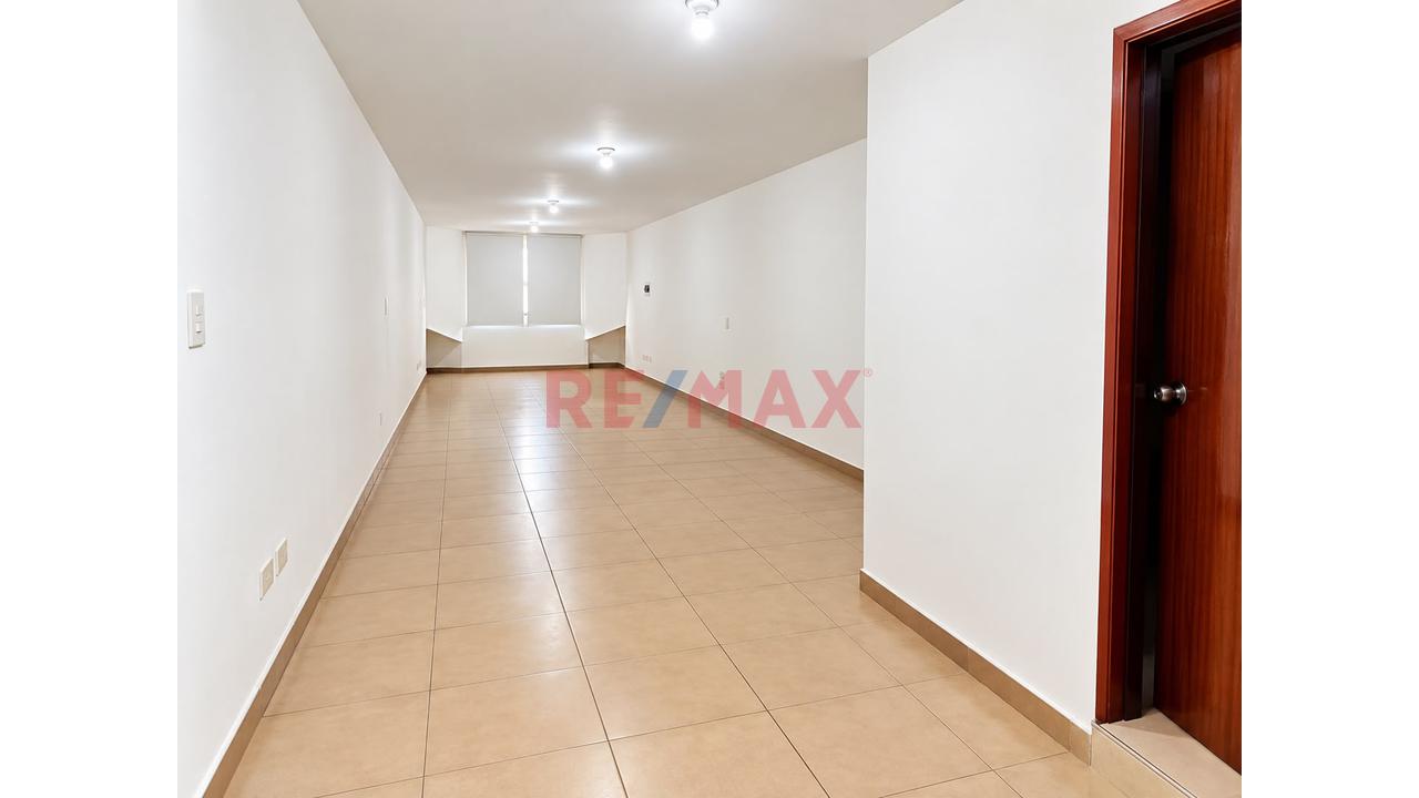 Oficina de 1 dormitorio en Surquillo, 44 m² — foto 2