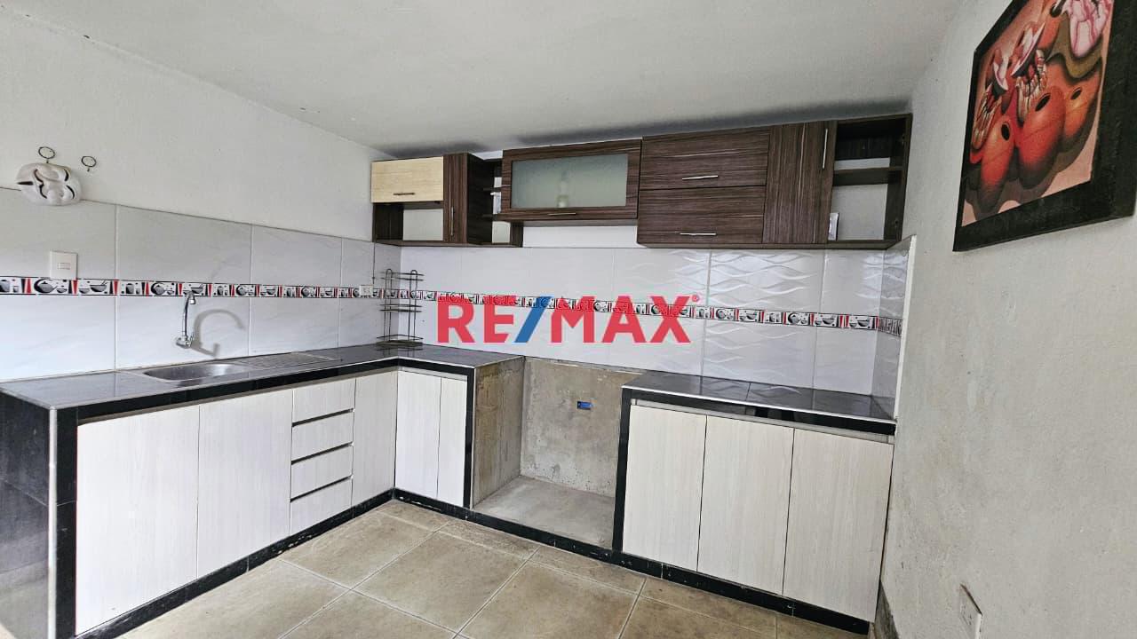 Casa A Precio De Terreno – El Porvenir, Trujillo