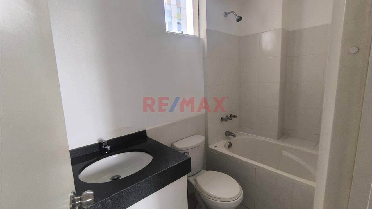 Vendo Moderno Departamento En Piso 6 - El Agustino - 10