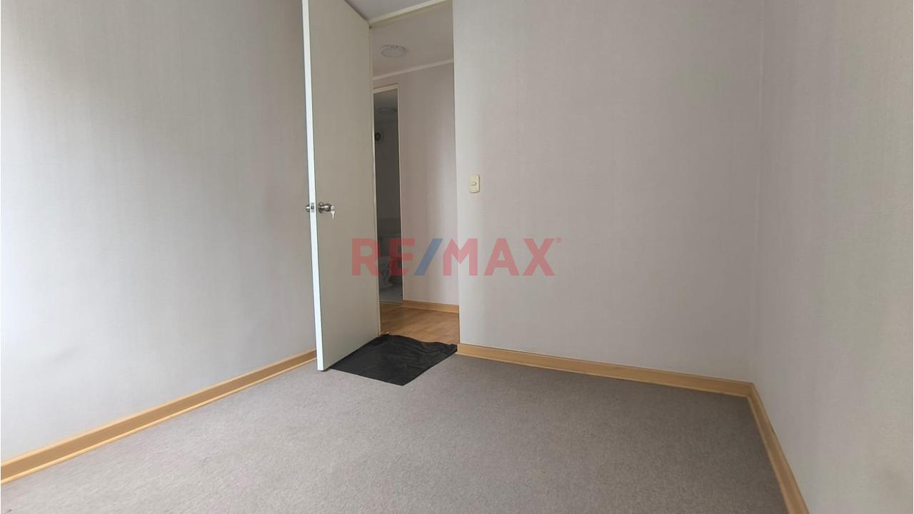 Vendo Moderno Departamento En Piso 6 - El Agustino - 16