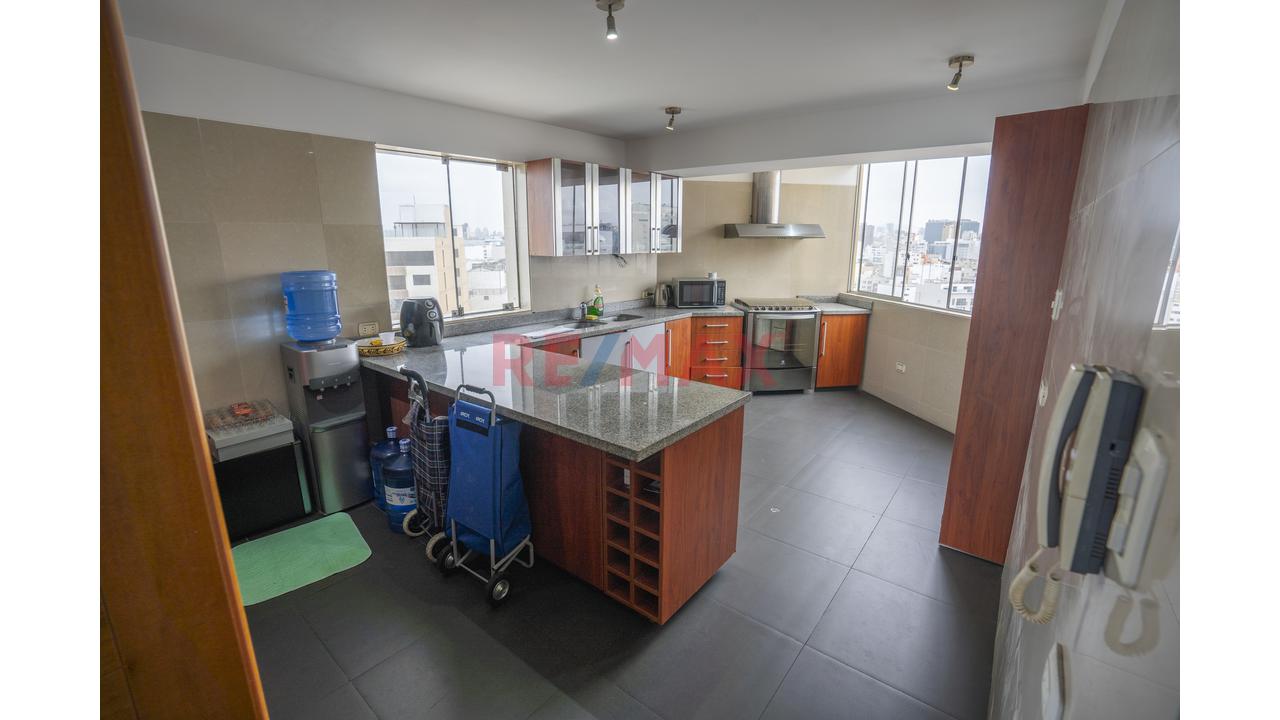 Vendo Exclusivo Flat Con Vista Directa Al Mar | Malecón Cisneros | Miraflores — foto 7