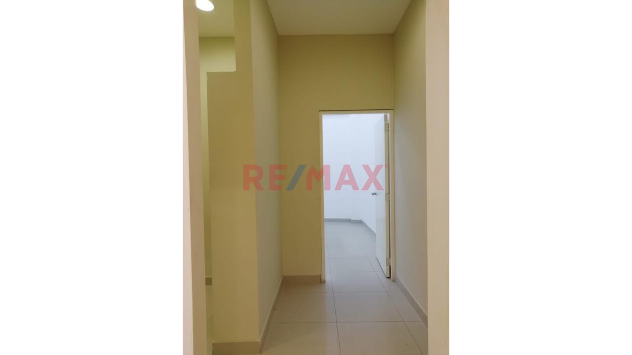Se Alquila Local Comercial De 237 A Media Cuadra De Plaza De Armas - Chepen (Opcional Alquilar 2Do Nivel A 3500 Soles Adicional) - 5