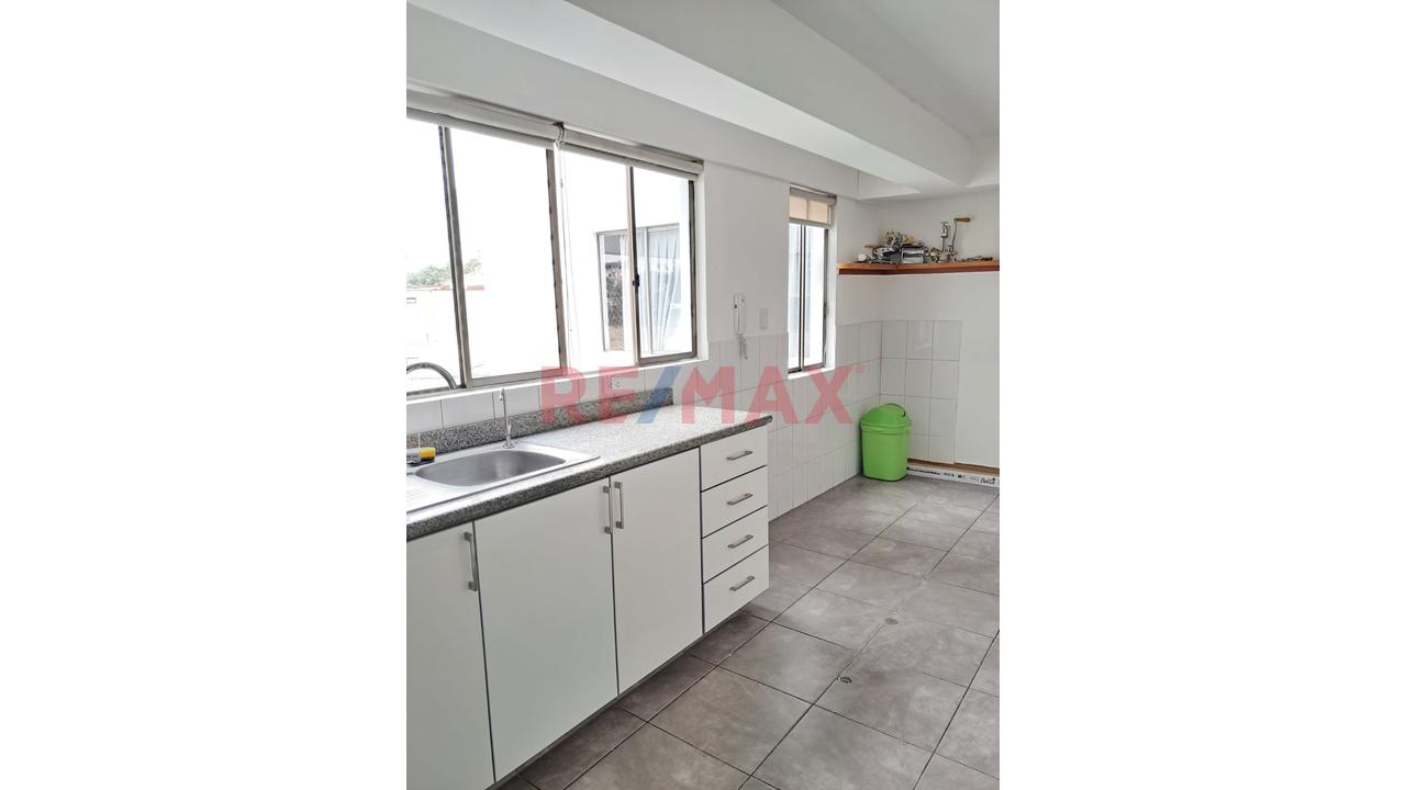 Alquilo Exclusivo Departamento Frente Al Lima Cricket & Football Club En Magdalena — foto 9