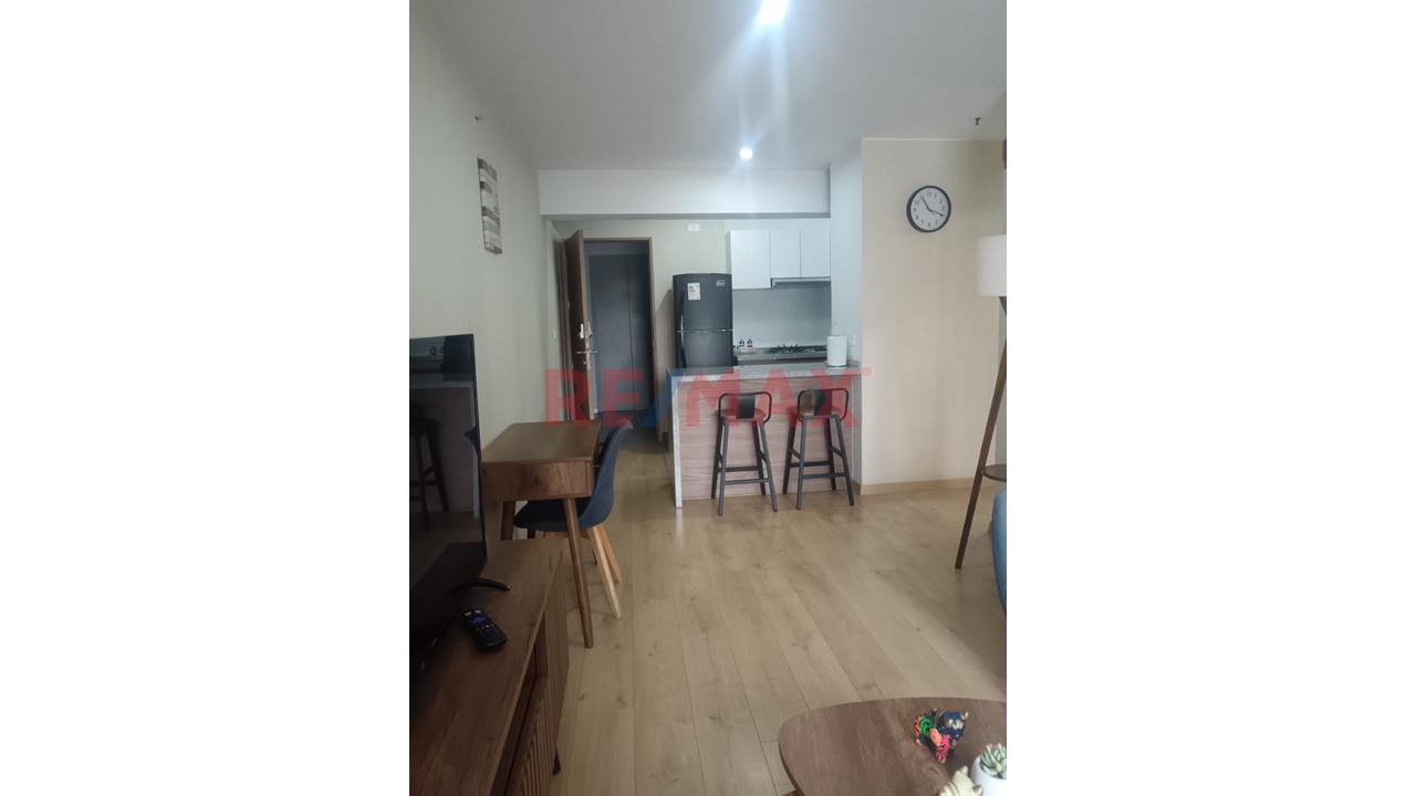 Alquilo Departamento En Av Arequipa- Lince - 5