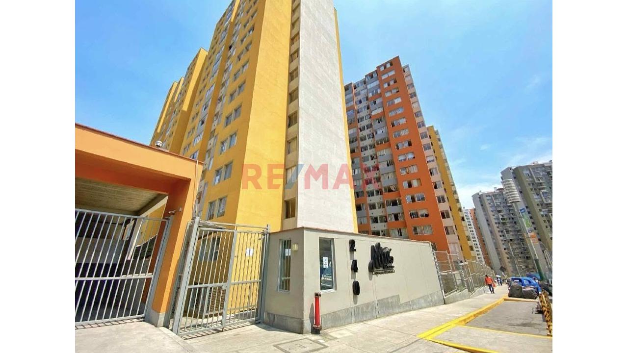 Acogedor Departamento De 2 Dormitorios En El Rimac - 10