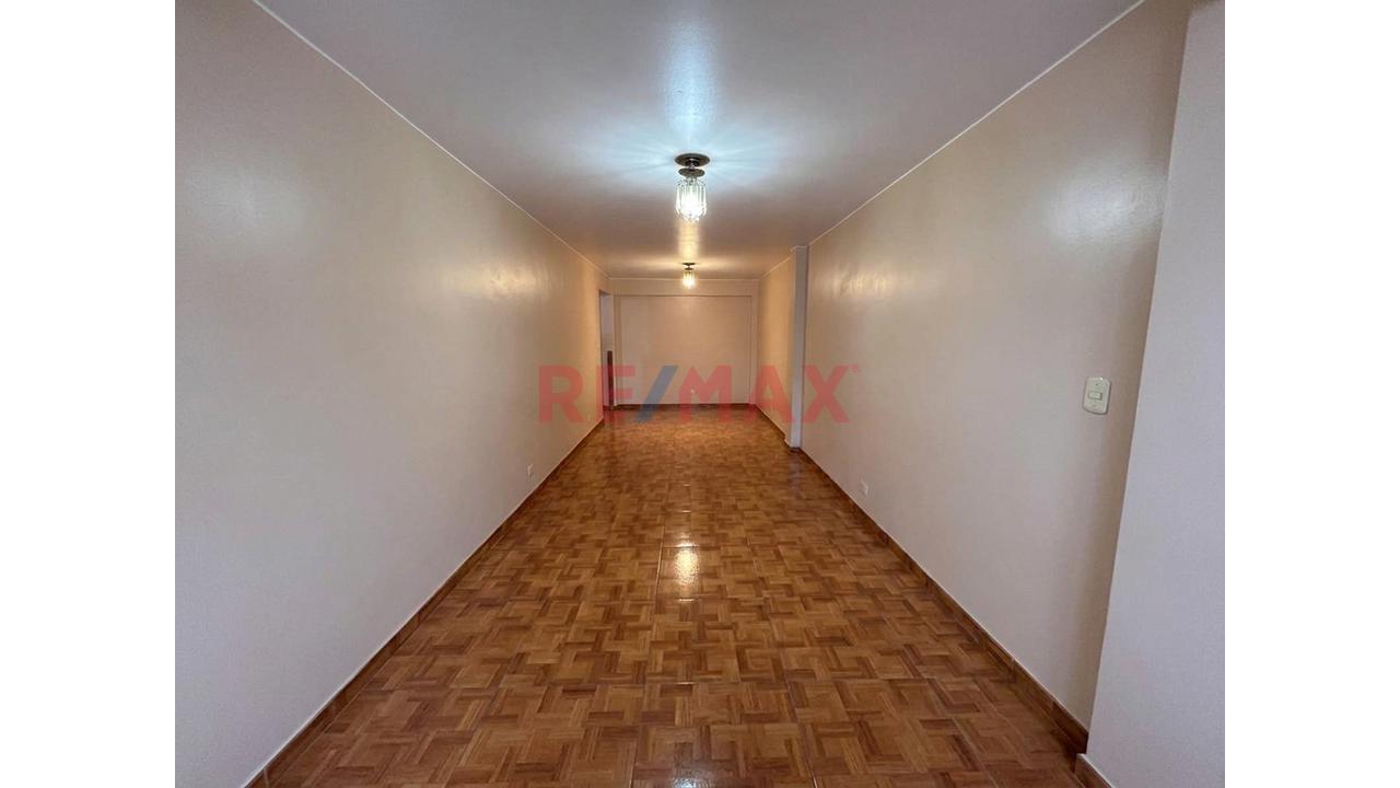 Se Vende Casa De 90 M2 Upis Huascar - 15