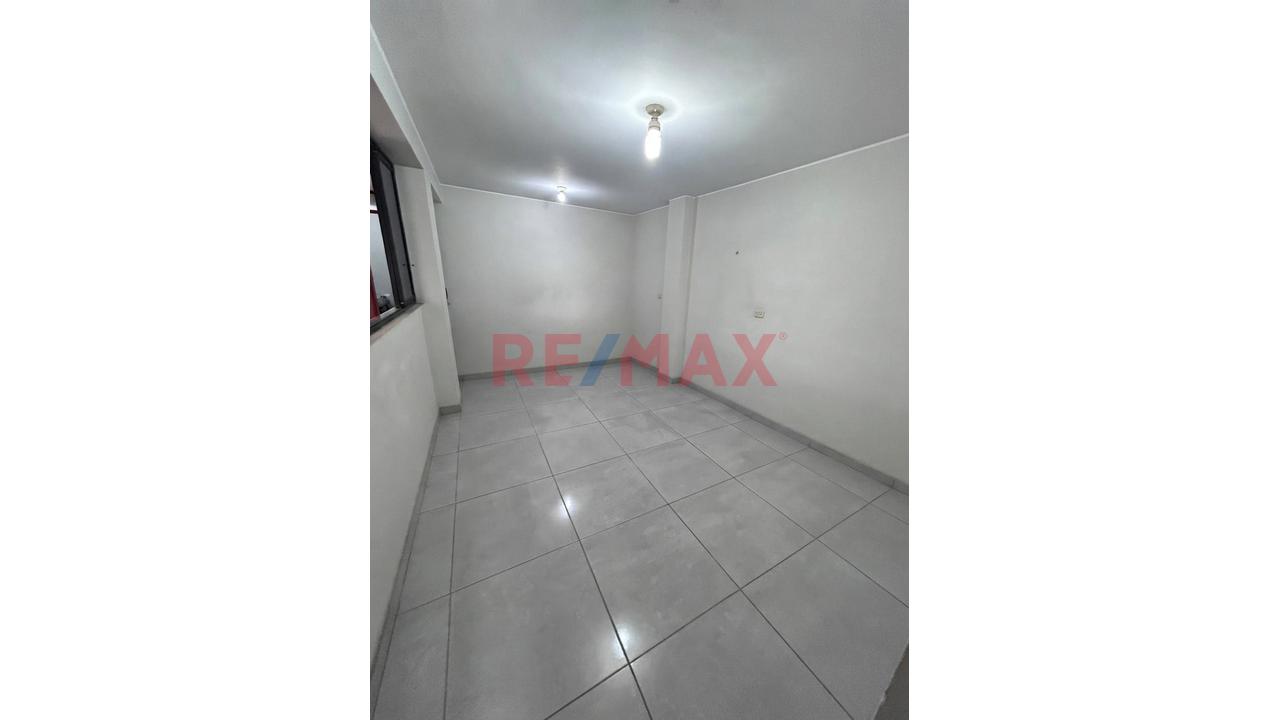 Se Vende Casa De 90 M2 Upis Huascar - 5