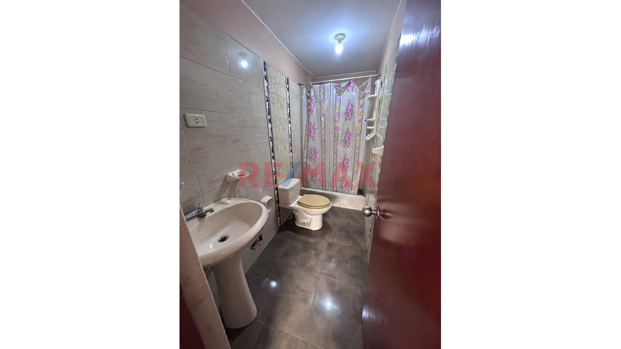 Se Vende Casa De 90 M2 Upis Huascar - 9