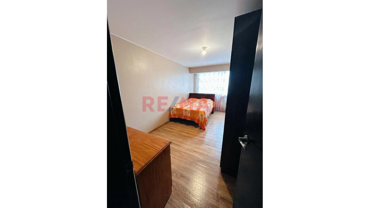 Se Vende Casa De 90 M2 Upis Huascar - 11