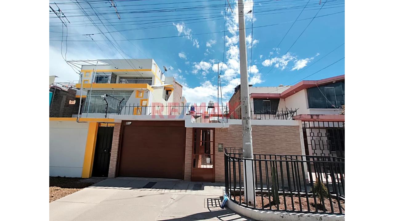 🔑 Casa En Alquiler Vivienda Y/O Oficinas 📍 El Tambo – Huancayo - 2
