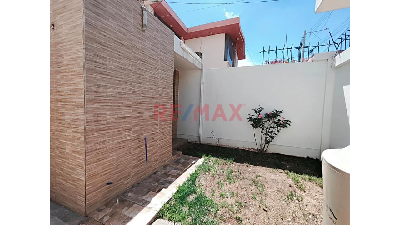 🔑 Casa En Alquiler Vivienda Y/O Oficinas 📍 El Tambo – Huancayo - 5