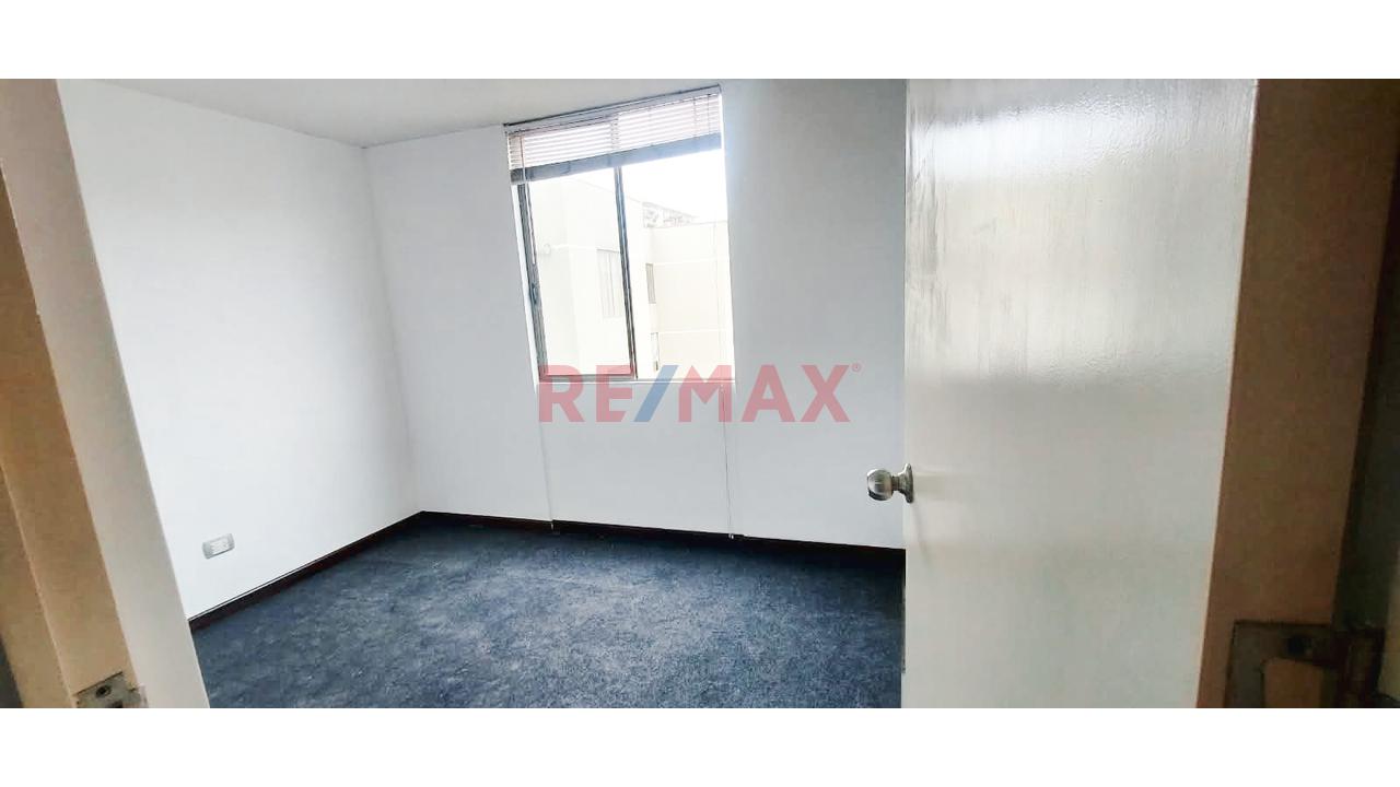 Venta De Departamento Con Balcon 3 Dormitorios Parques De La Huaca San Miguel - 4