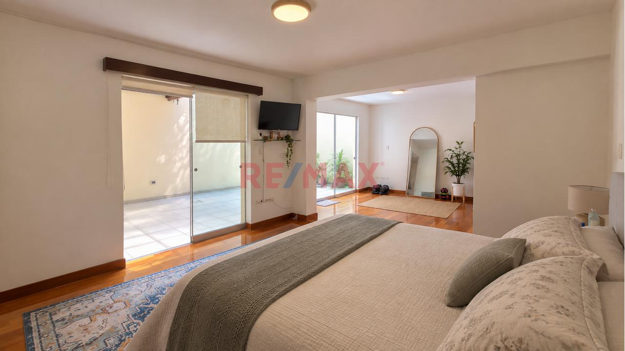 Vendo Exclusivo Dúplex En 1Er Piso Con Ascensor Directo, Terrazas Y 2 Cocheras – Chacarilla — foto 8