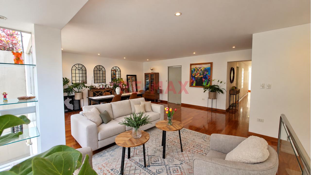 Vendo Exclusivo Dúplex En 1Er Piso Con Ascensor Directo, Terrazas Y 2 Cocheras – Chacarilla - 18