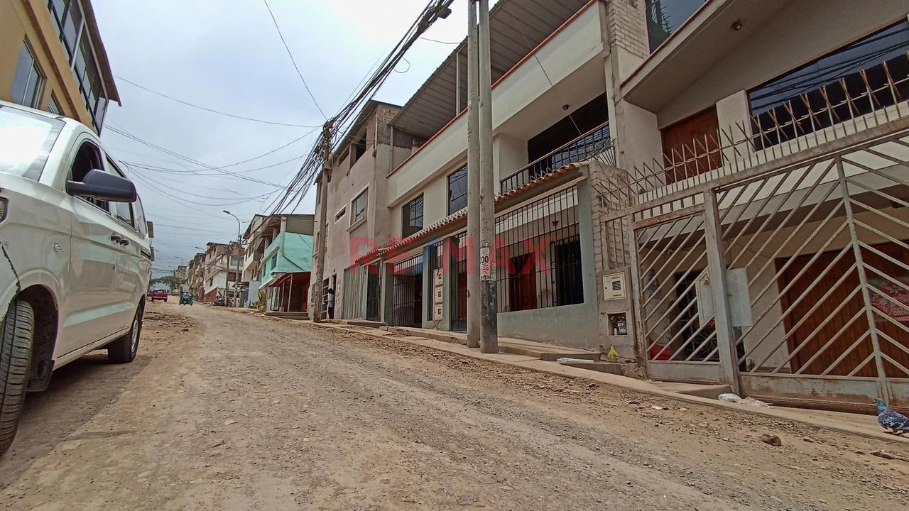 Venta De Casa Como Terreno En Villa Maria Del Triunfo - 6