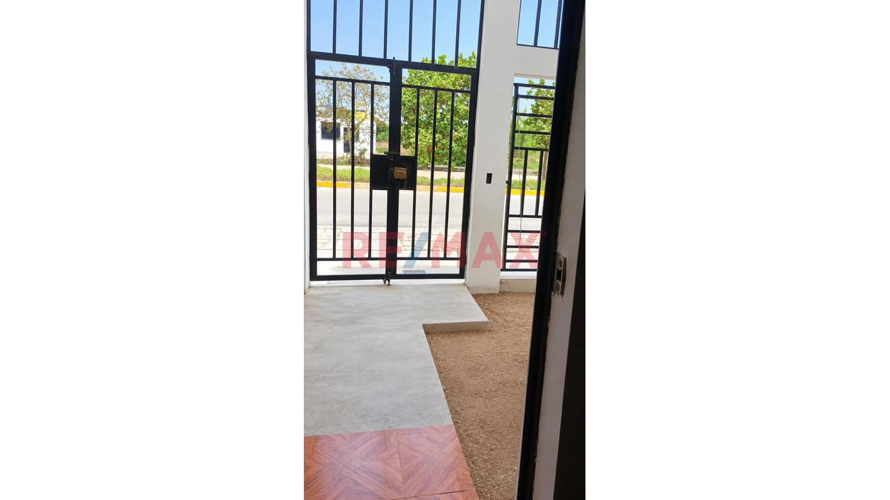 Casa En Venta Alameda Real Portales Lambayeque - 4