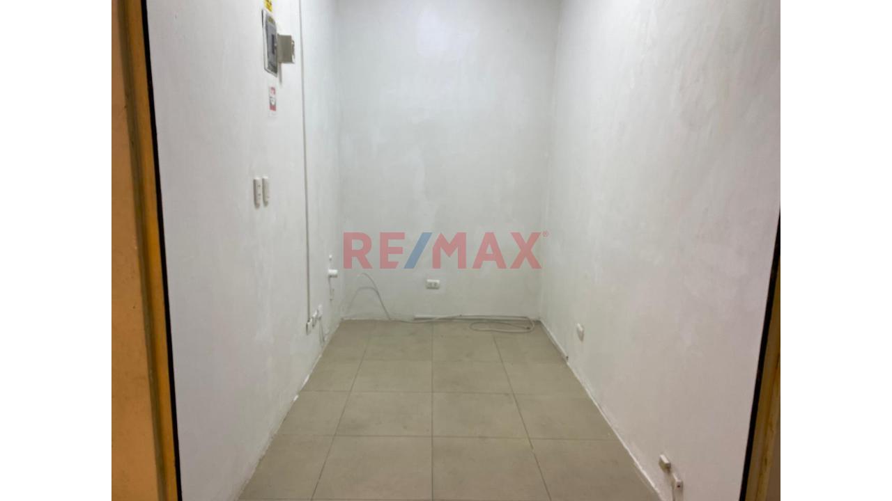 Alquiler De Local En 1Er Piso En Galeria De San Borja Norte - 8