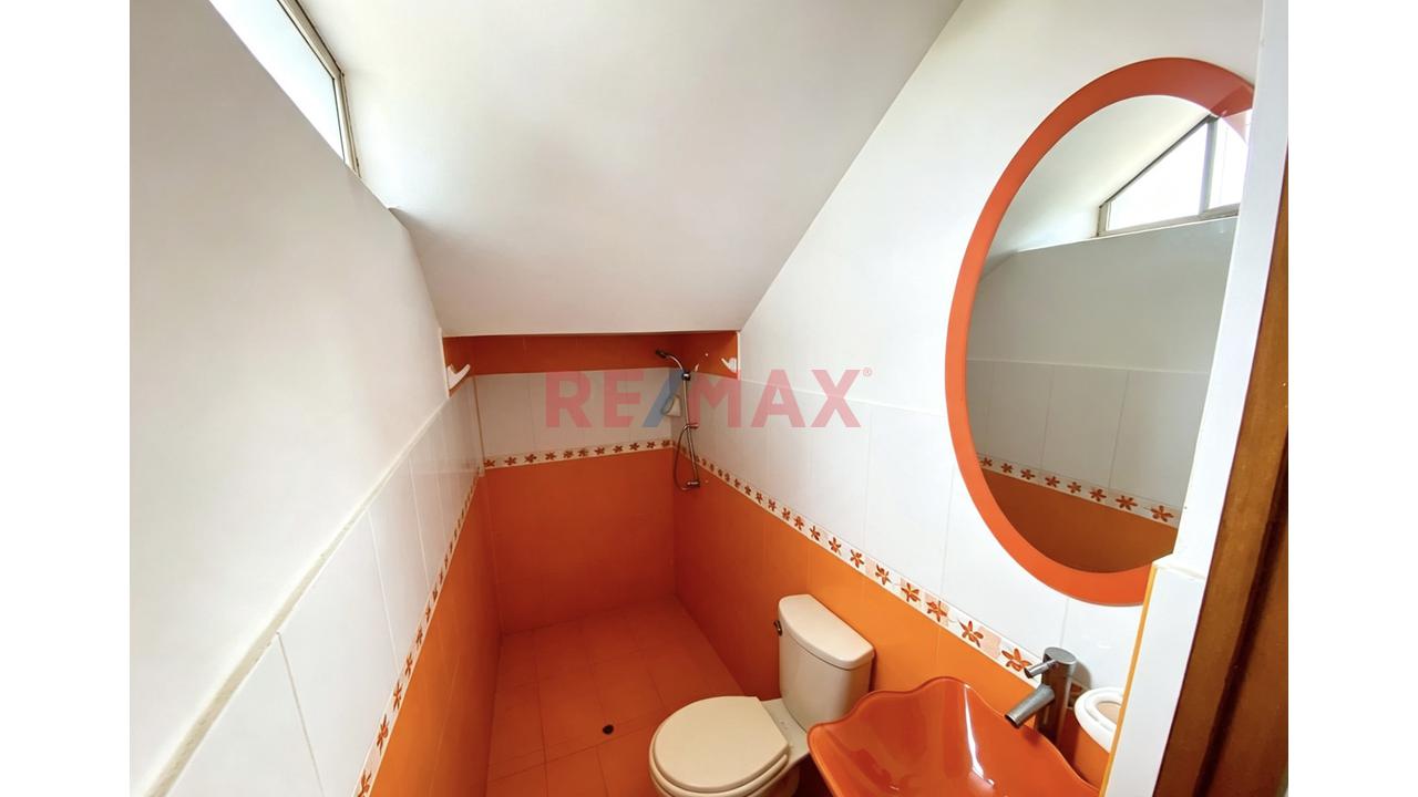 Casa De 2 Pisos Más Azotea En Venta Urbanizacion La Purisima Chiclayo - 4