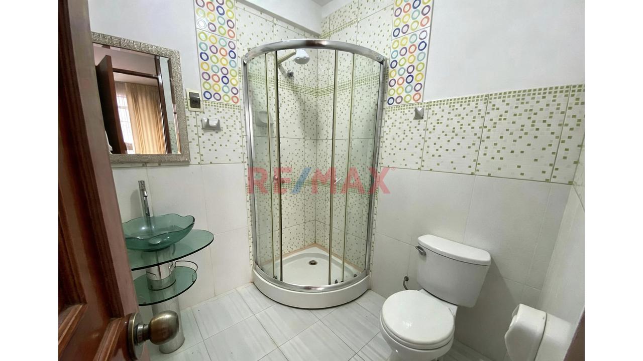 Casa De 2 Pisos Más Azotea En Venta Urbanizacion La Purisima Chiclayo - 18
