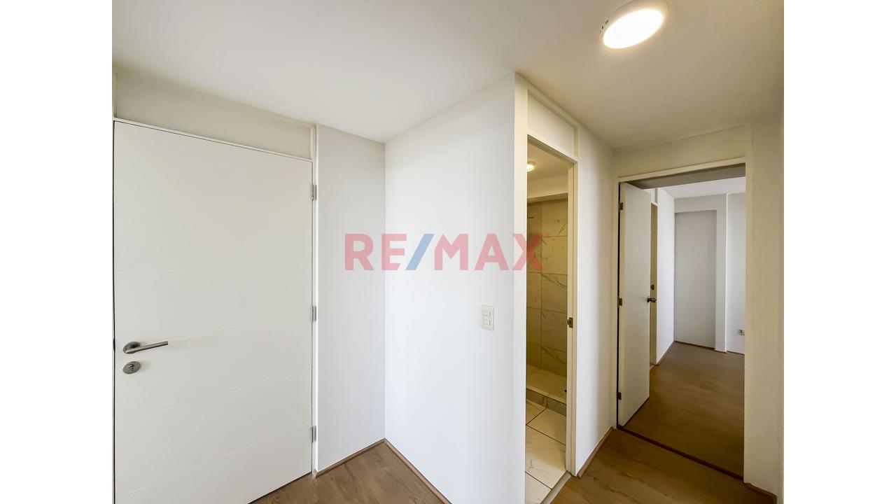 Venta De Departamento En Piso 14 Con Vista Panorámica – Cercado De Lima - 8
