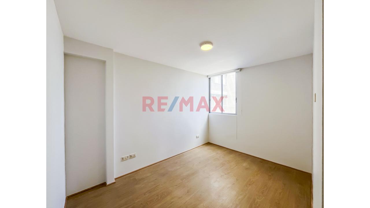 Venta De Departamento En Piso 14 Con Vista Panorámica – Cercado De Lima - 11