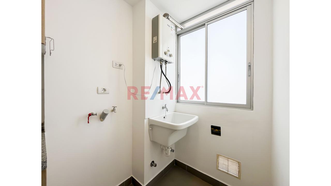 Venta De Departamento En Piso 14 Con Vista Panorámica – Cercado De Lima - 7