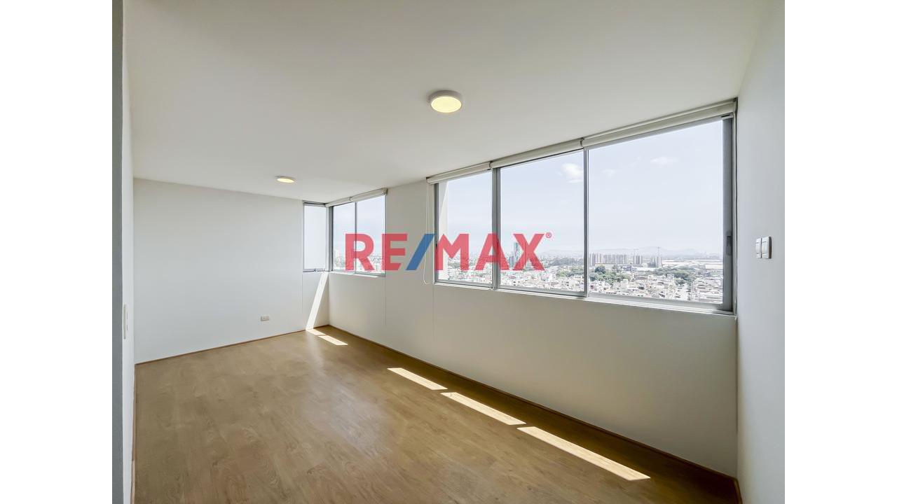 Venta De Departamento En Piso 14 Con Vista Panorámica – Cercado De Lima - 1