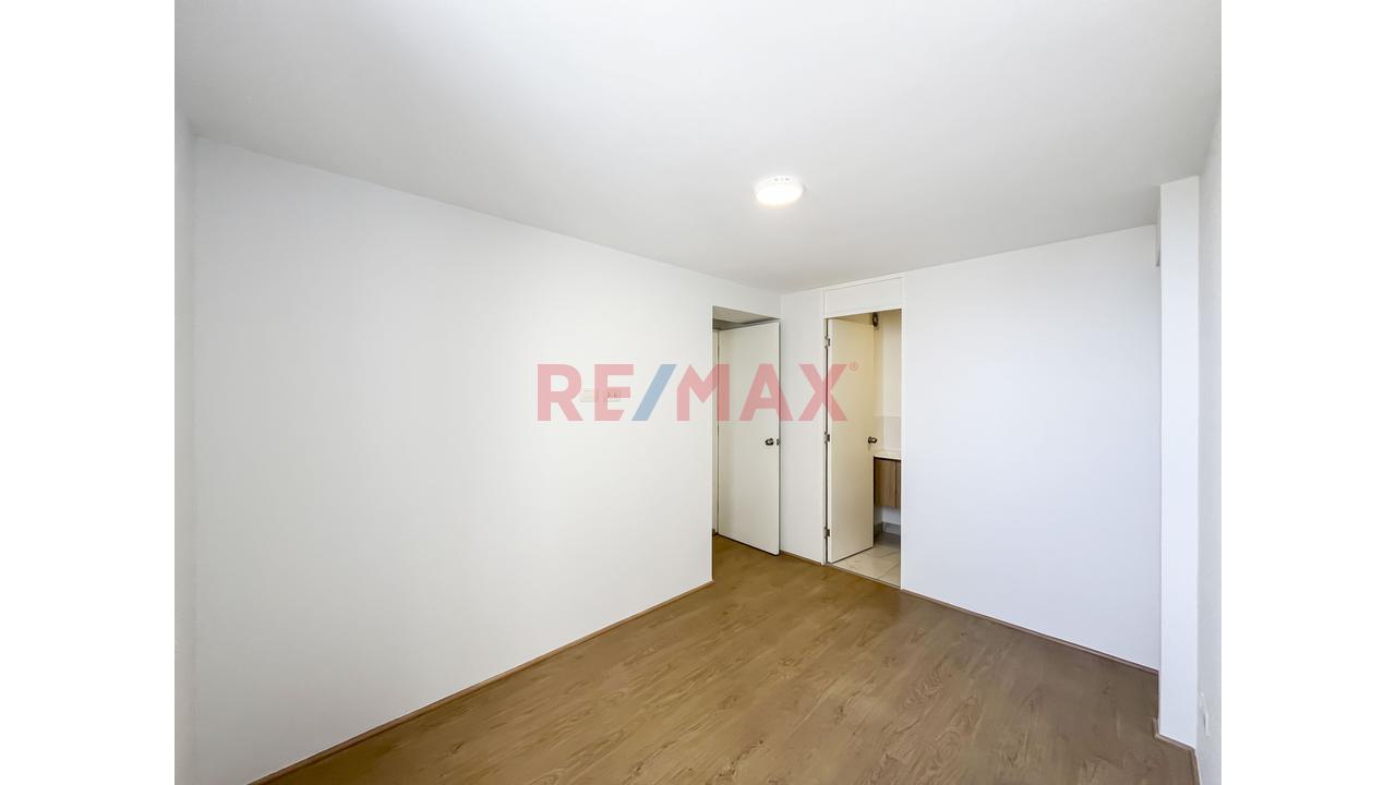 Venta De Departamento En Piso 14 Con Vista Panorámica – Cercado De Lima - 9