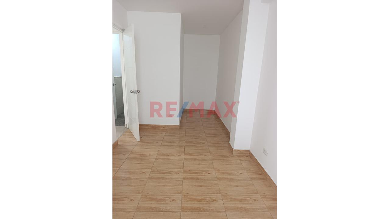 🔥 ¡S/1,150 Y Es Tu Nuevo Hogar! 3.º Piso | 2 Habitaciones | 12 Av. Central Sjl - 6