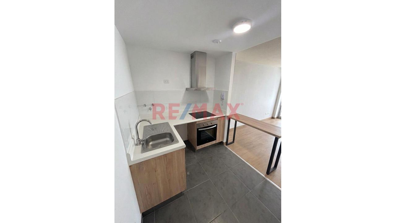 Departamento En Alquiler En Santa Anita – Calle Ticino - 18