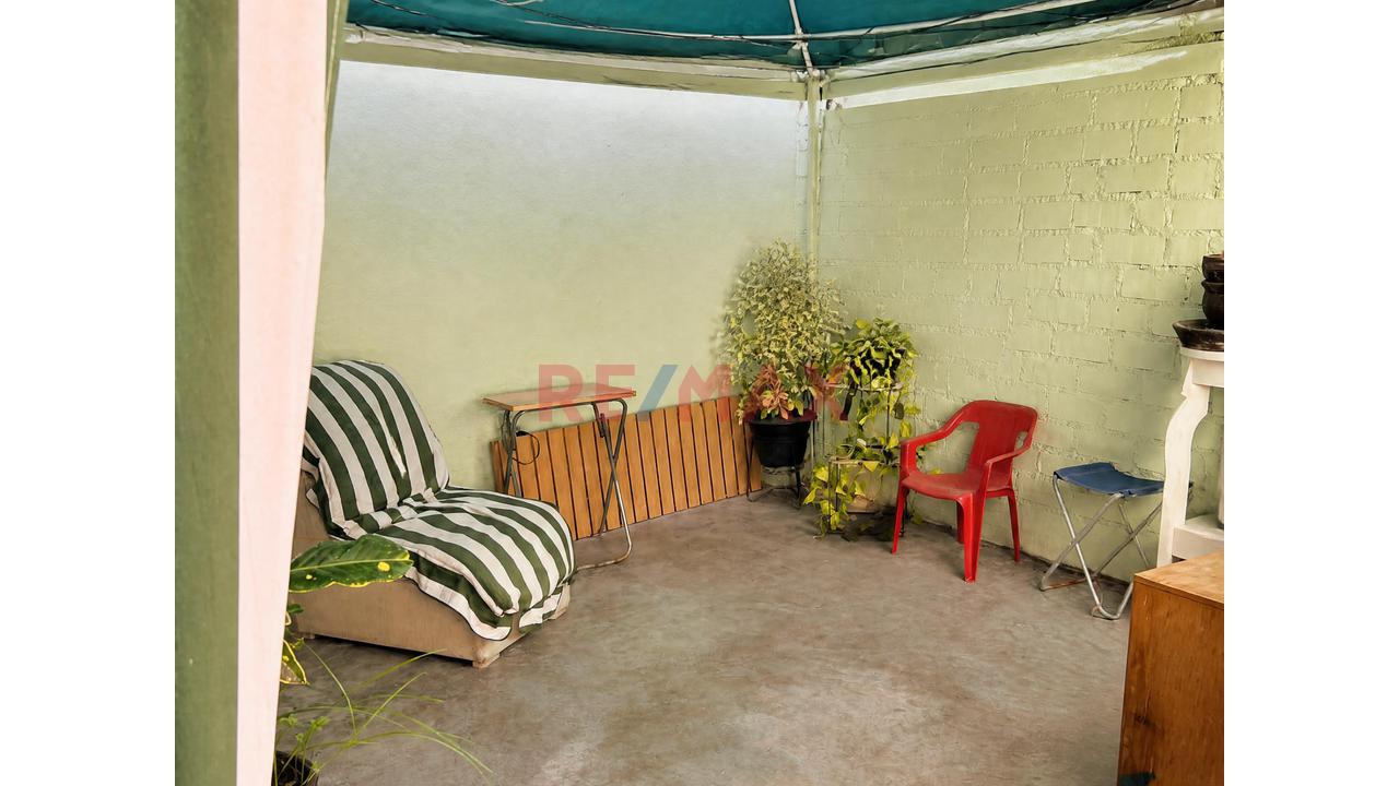 🔥 ¡Oportunidad En Chorrillos! Casa De 2 Pisos Con Potencial Ideal Para Vivir O Invertir 🔥 - 12