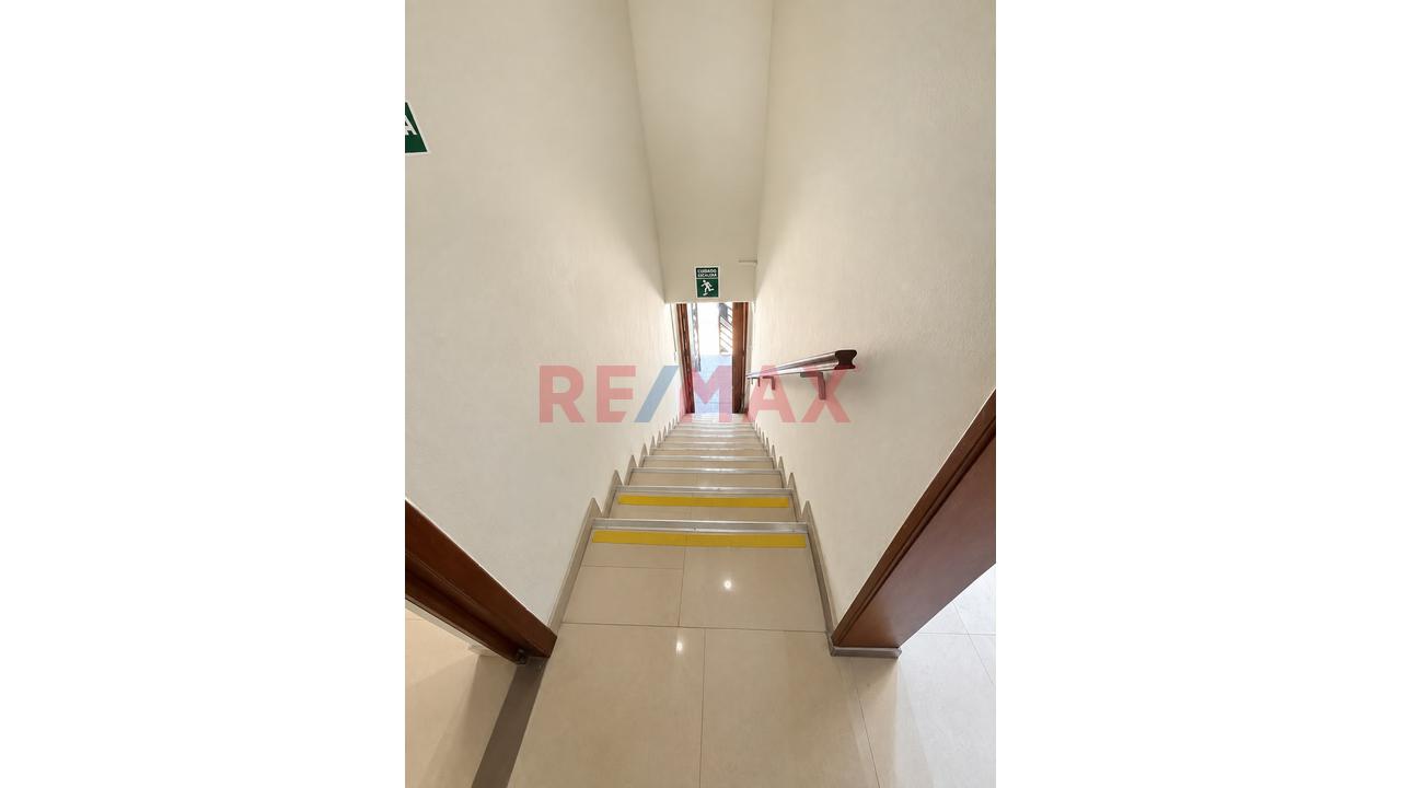 Alquiler De Local Comercial U Oficina 150 M² En Esquina A Una Cuadra De Av. Trinidad Morán - 3