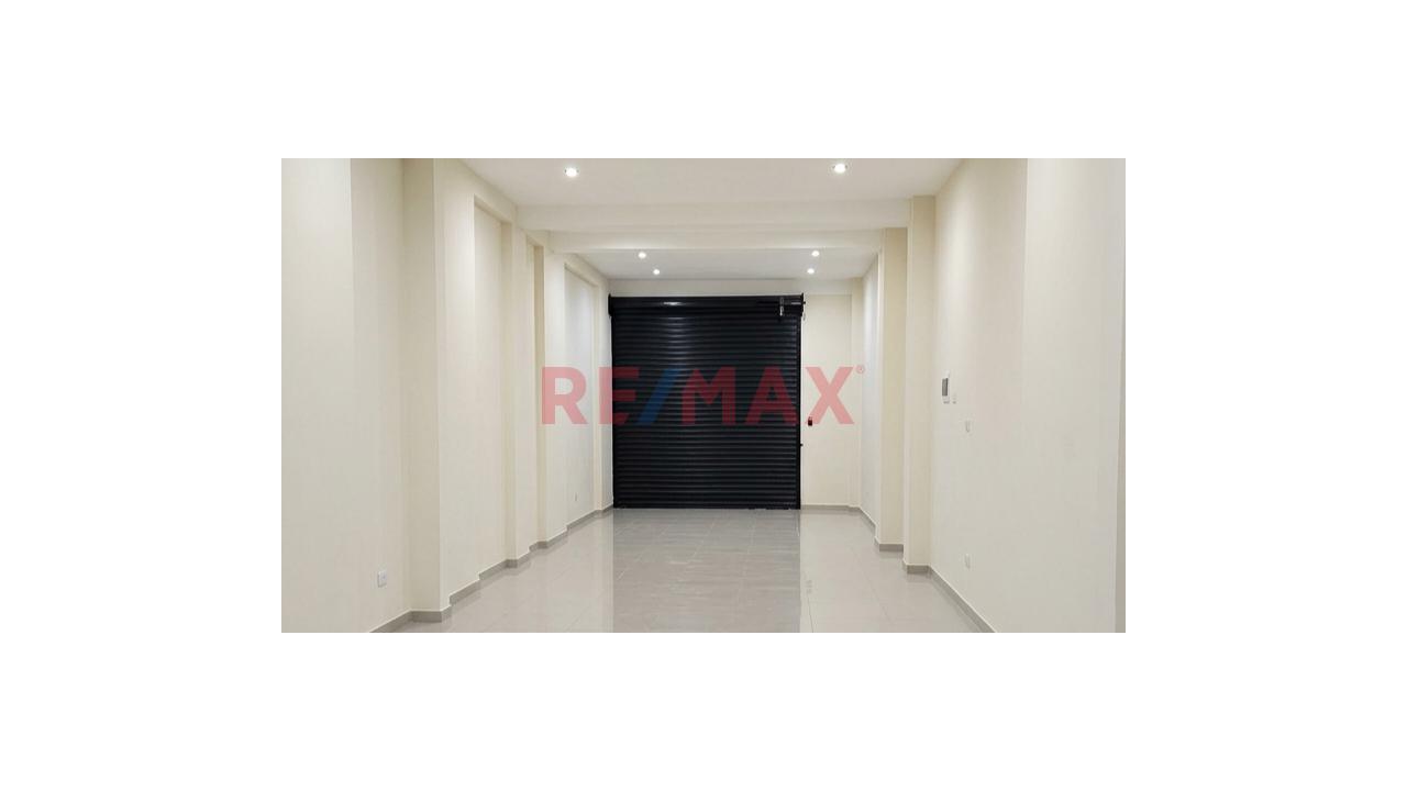 Locales Comerciales De Estreno En Alquiler, Av. 54 - 2