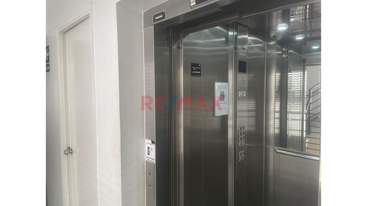 Exclusivo Dúplex De 186.83 M² En Miraflores | 4 Dormitorios, 2 Terrazas Y 2 Cocheras - 16