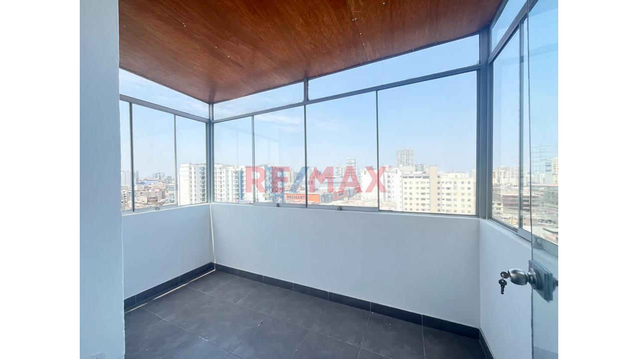 Venta De Departamento En Breña - 6