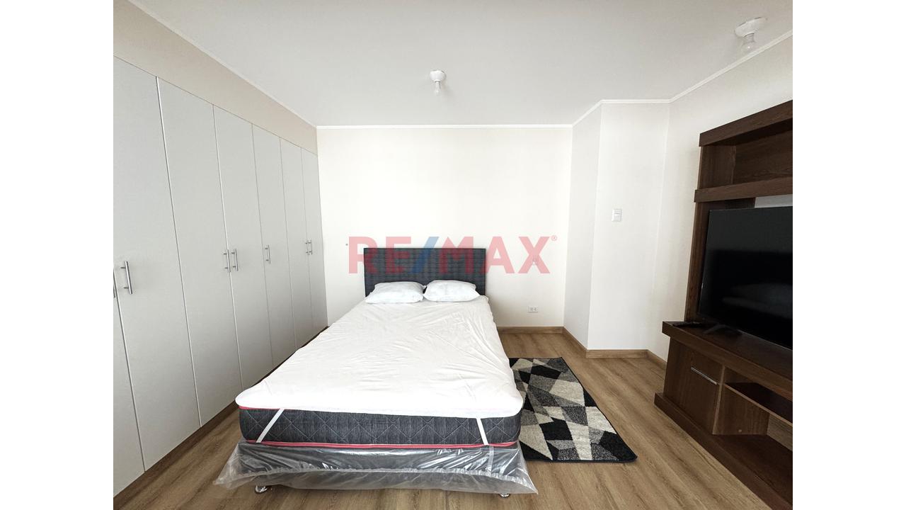 Loft Amoblado En Alquiler – Lince, Límite Con San Isidro - 3