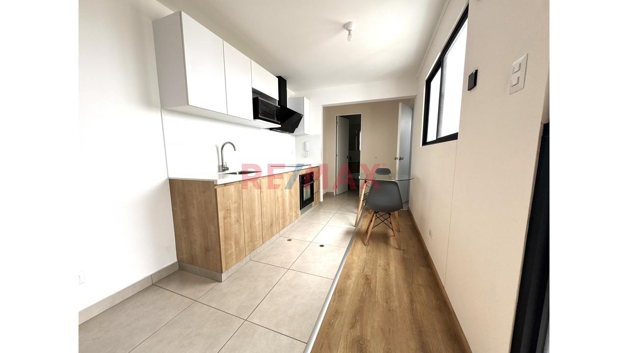 Loft Amoblado En Alquiler – Lince, Límite Con San Isidro - 5
