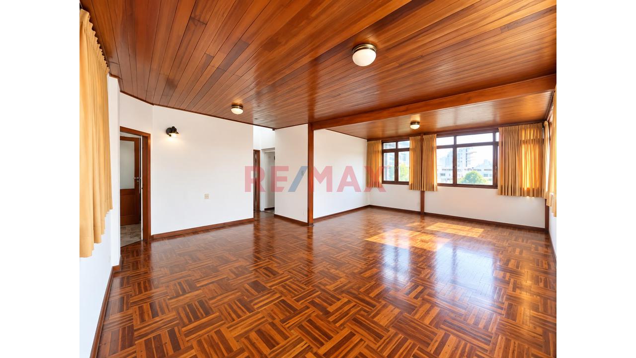 Inversión Y Comercialización – Venta De Amplio Departamento De 162 M² ! - 20