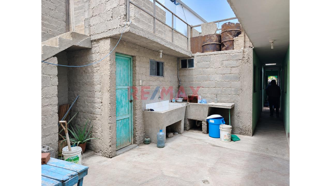 Venta De Casa A Precio De Terreno - 3