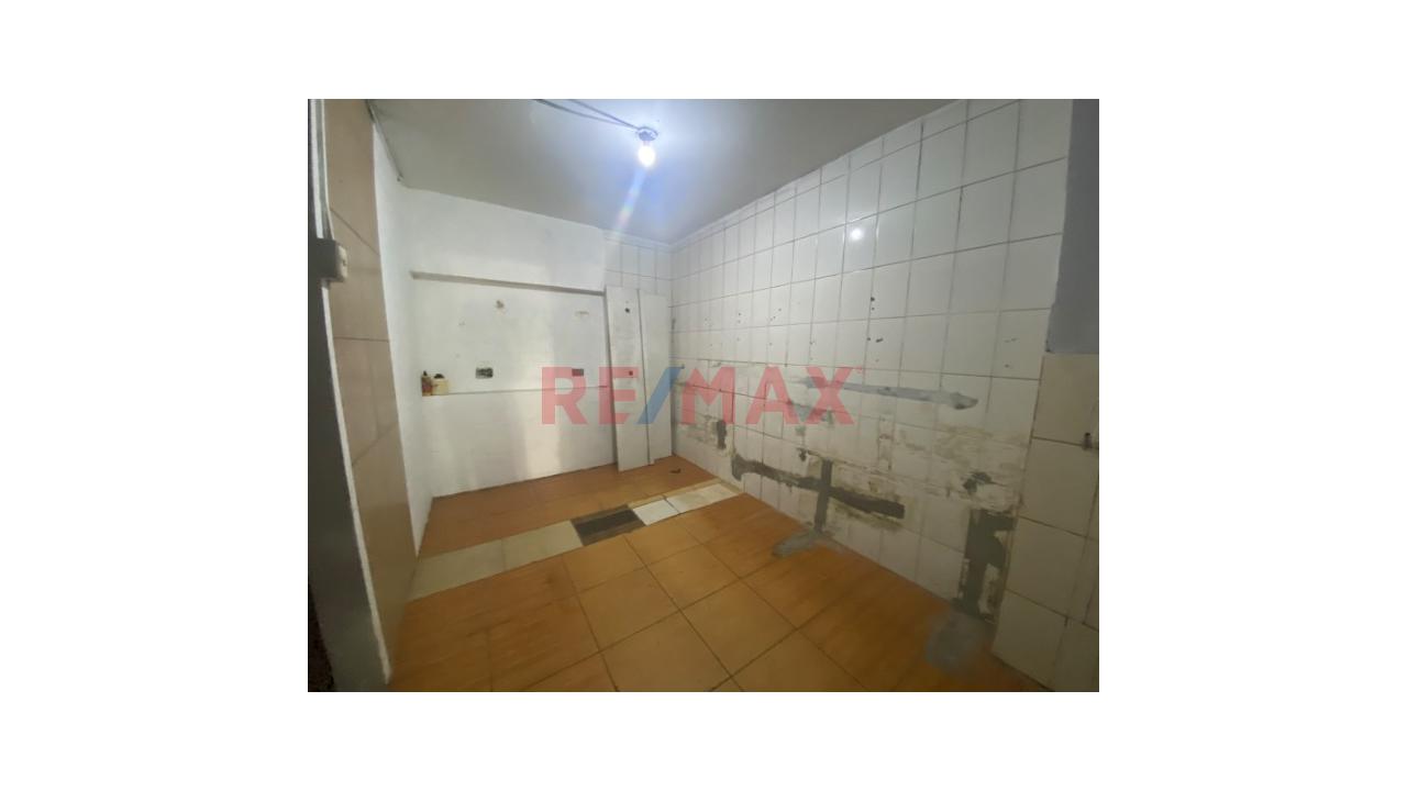 🏪🔥 **¡Local Comercial En Alquiler En Independencia!** - 4