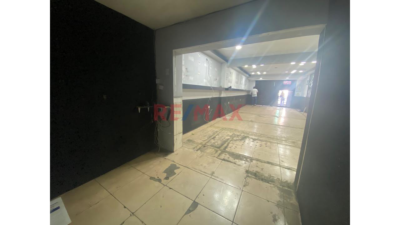 🏪🔥 **¡Local Comercial En Alquiler En Independencia!** - 3