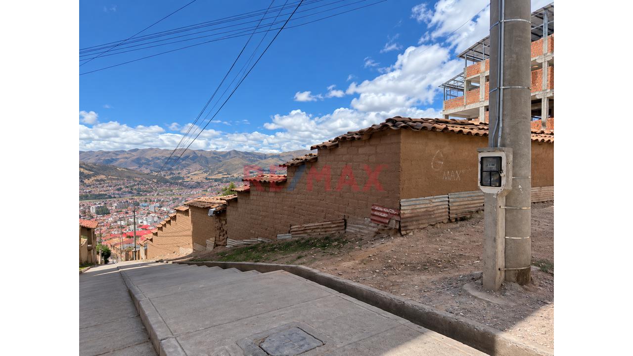 🏡✨ ¡Propiedad En Esquina Con Vista Panorámica En Cusco! - 1